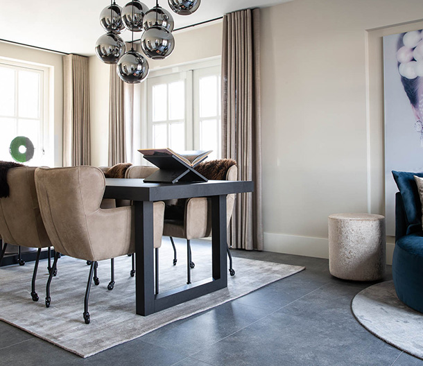 Eetkamer inspiratie met luxe eetkamerfauteuils