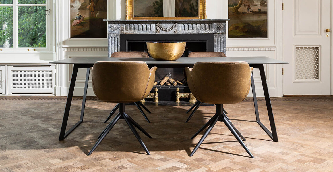 1921 - Blog top 4 eettafels Vienna - desktop 