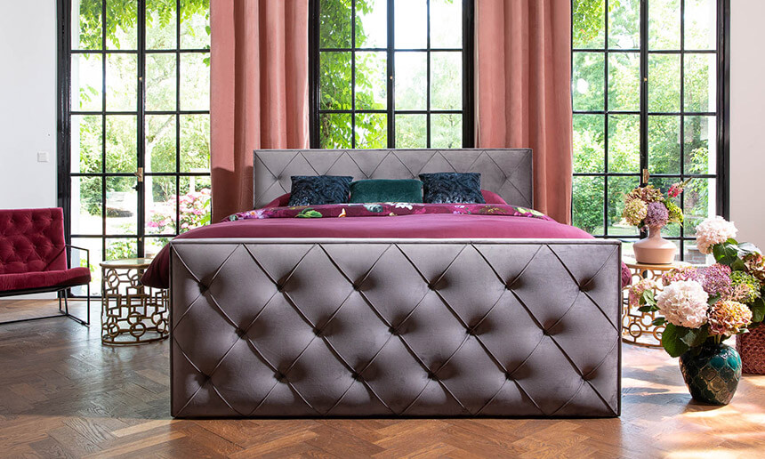 1592 verliefd op velvet header