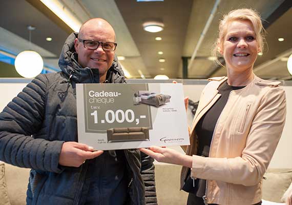 Om 4.00 uur op campingstoel voor openingsactie Goossens Cruquius 