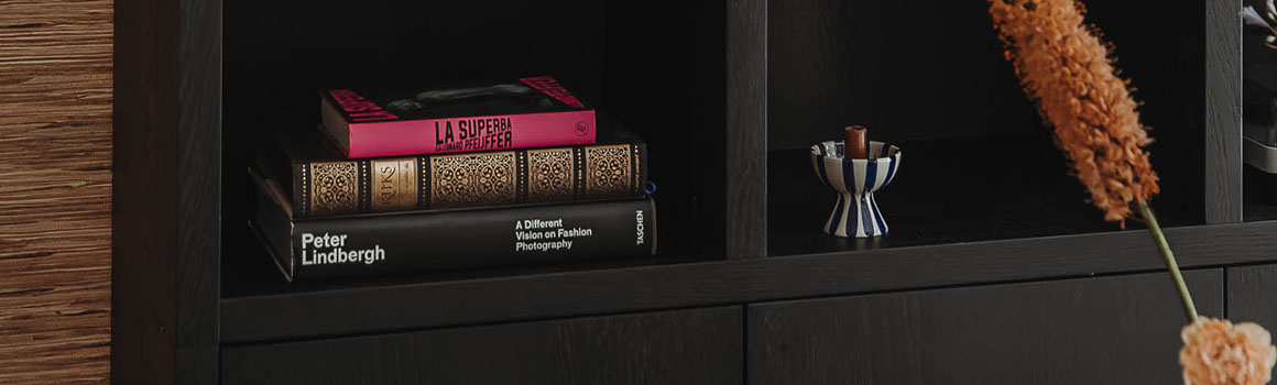 boekenkast-zwart
