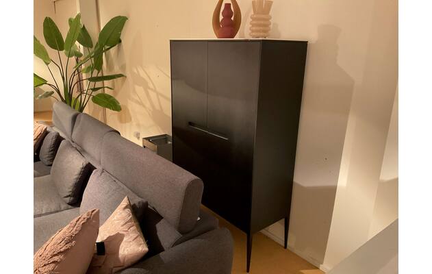 Goossens opbergkast dexter peer zwart essenhout - 0100856989_2025-12-29-09