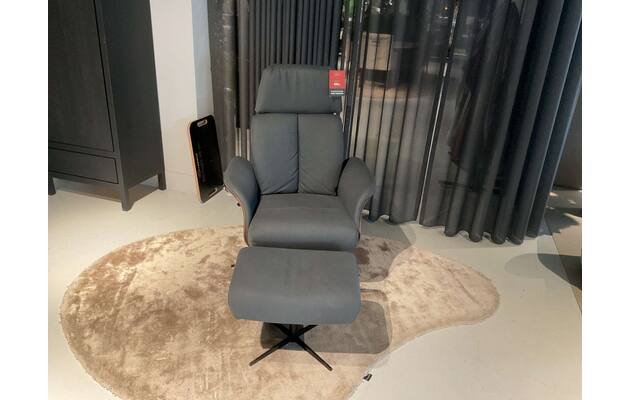 Goossens fauteuil met hocker saranda heerlen zwart leer - 0100907708_2026-07-17-13