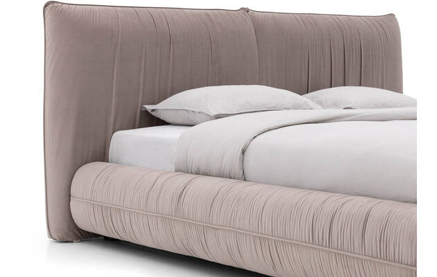 Goossens gestoffeerd bedframe milano bruin stof - 8250165-goossens-milano-bedframe-stof-04