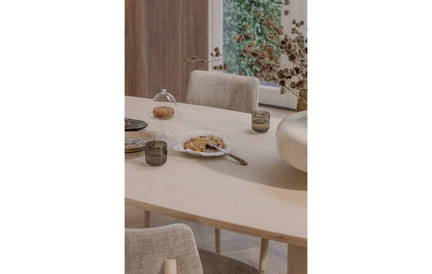 Goossens eettafel slim wit eiken - 8260231-goossens-slim-eettafel-eiken-wit-03
