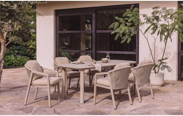 Goossens tuinstoel portofino beige buitenstof - 8260633-goossens-vernazza-tuintafels-keramiek-01