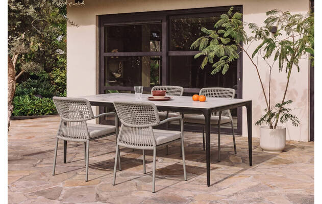 Goossens tuinstoel sestri bruin buitenstof - 8260638-goossens-mundi-eettafel-keramiek-wit-01