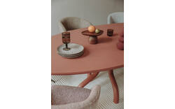 Goossens excellent eettafel matera rood leefbeton - 8243730-goossens-excellent-matera-eettafel-leefbeton-rood-01