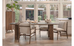 Goossens eettafel slim donker bruin eiken - 8260230-goossens-slim-eettafel-eiken-donker-bruin-01
