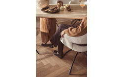 Goossens eetkamerstoel sara beige stof - 8252182-goossens-sara-eetkamerstoel-stof-beige-01