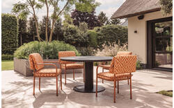 Goossens tuinstoel nice bruin buitenstof - 8260635-goossens-cannes-tuintafels-leefbeton-01